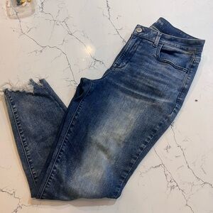 Maurice’s high rise denim jegging with shark bite hem size Large